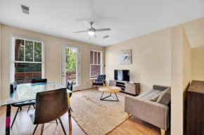 Beautiful Studio in Prime Location with Balcony